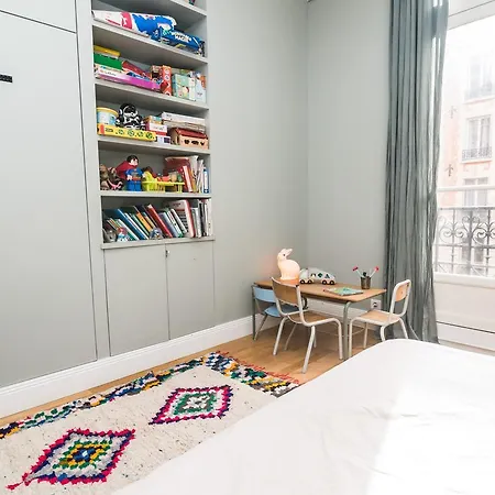 Le Magnifique - 3 Chambres 9e *