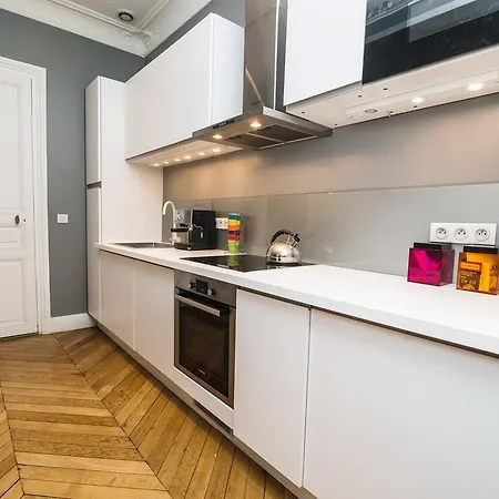 Le Magnifique - 3 Chambres 9e Apartment